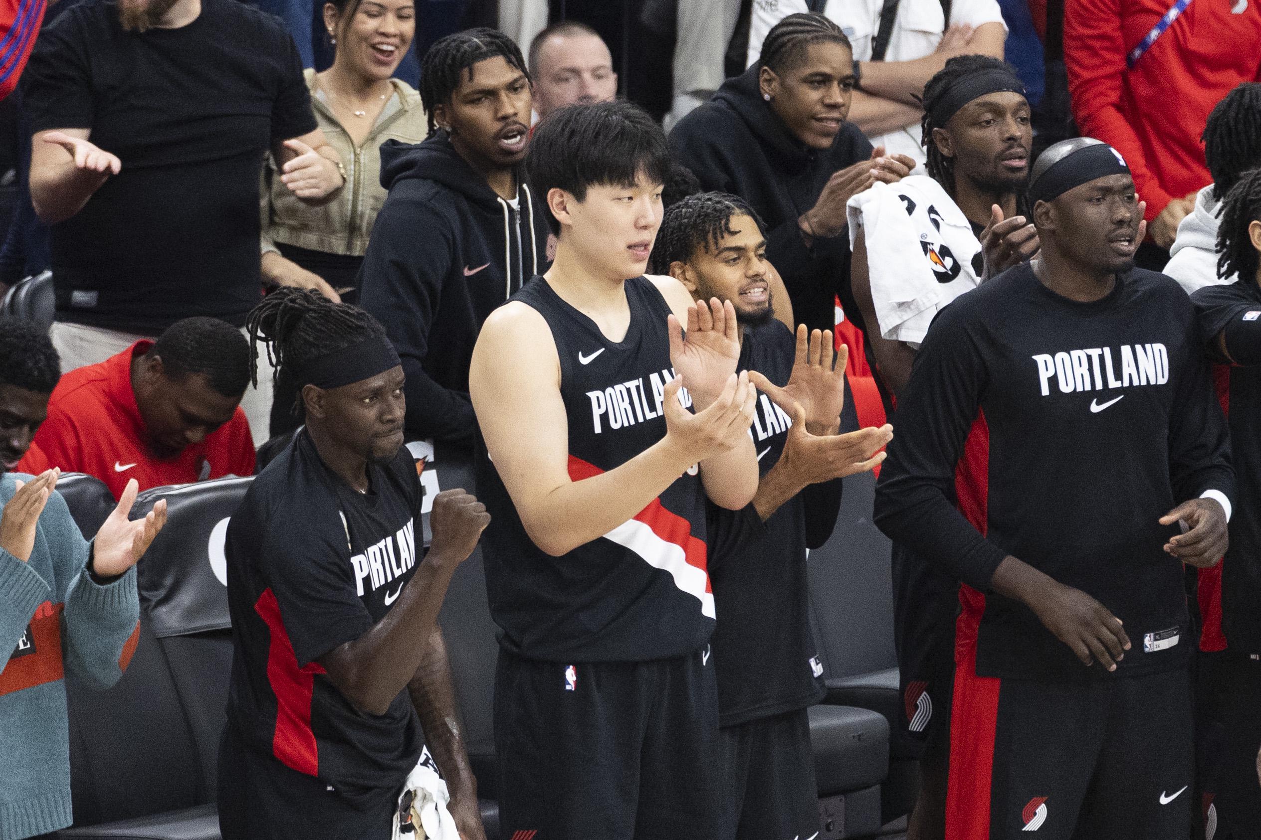 克里斯生病成疑，开拓者内线将被放大？NBA常规赛10月30日