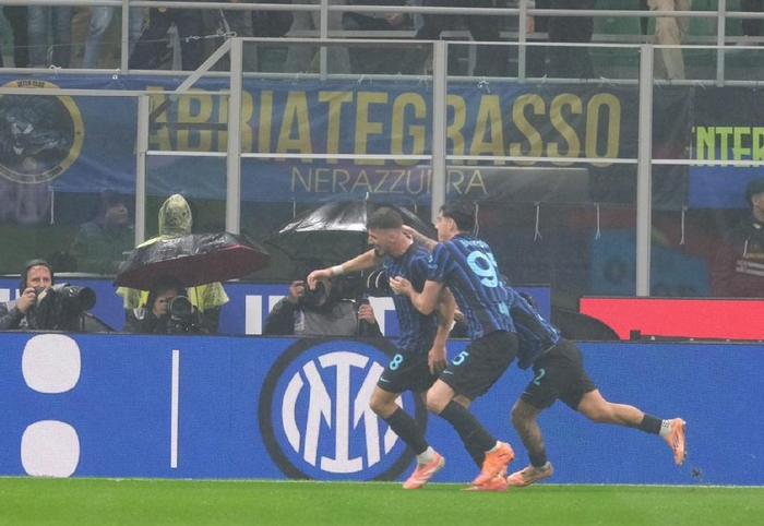 意甲第9轮:国际米兰3-0佛罗伦萨,劳塔罗有戏还是守门员的锅?