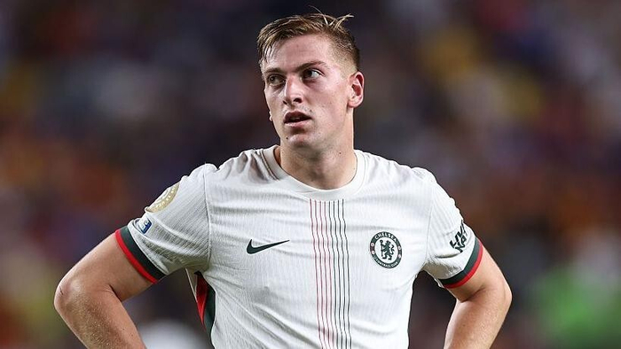 英联杯4-3惊魂:切尔西红牌成灾,9场6张,英超也得盯着看