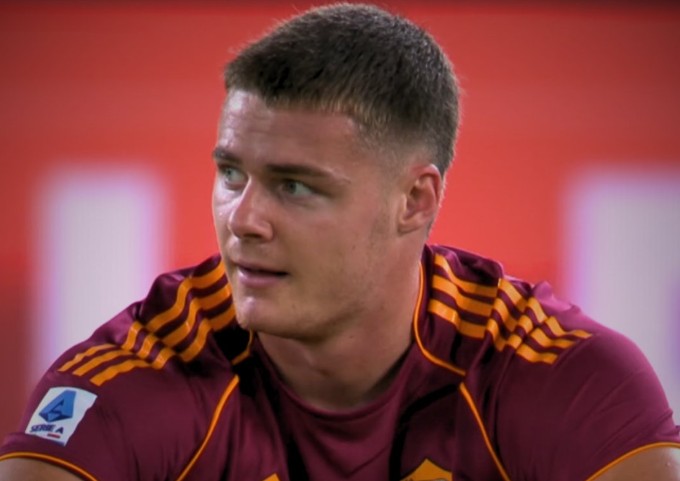 意甲第9轮：罗马2-1赢球，但埃文-弗格森7分钟伤退引发连锁担忧