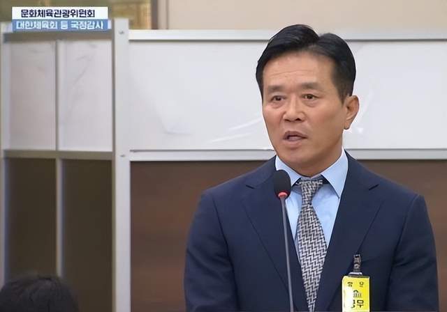 K联赛79起误判，韩国足协当众鞠躬道歉，中超却连个公开道歉都没有？