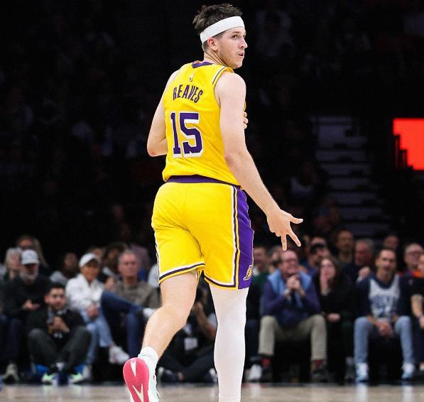 116-115绝杀现场：里夫斯28分16助主宰，湖人NBA这盘棋还能走多久？