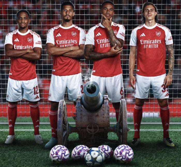 阿森纳豪取8连胜惹议，英超巨头气场开到满格，联赛杯2-0送布莱顿回家