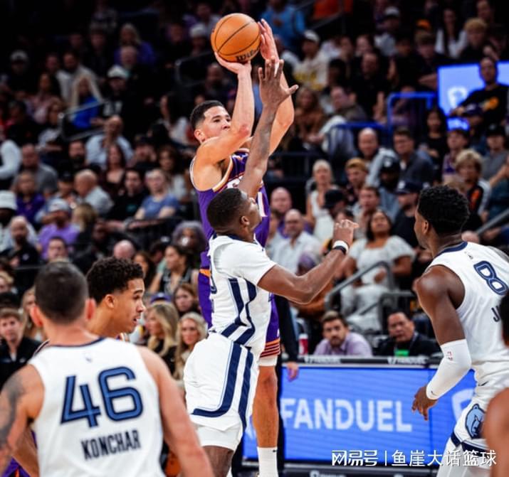 NBA常规赛114-113！灰熊险胜太阳，贾·莫兰特28分成绝杀