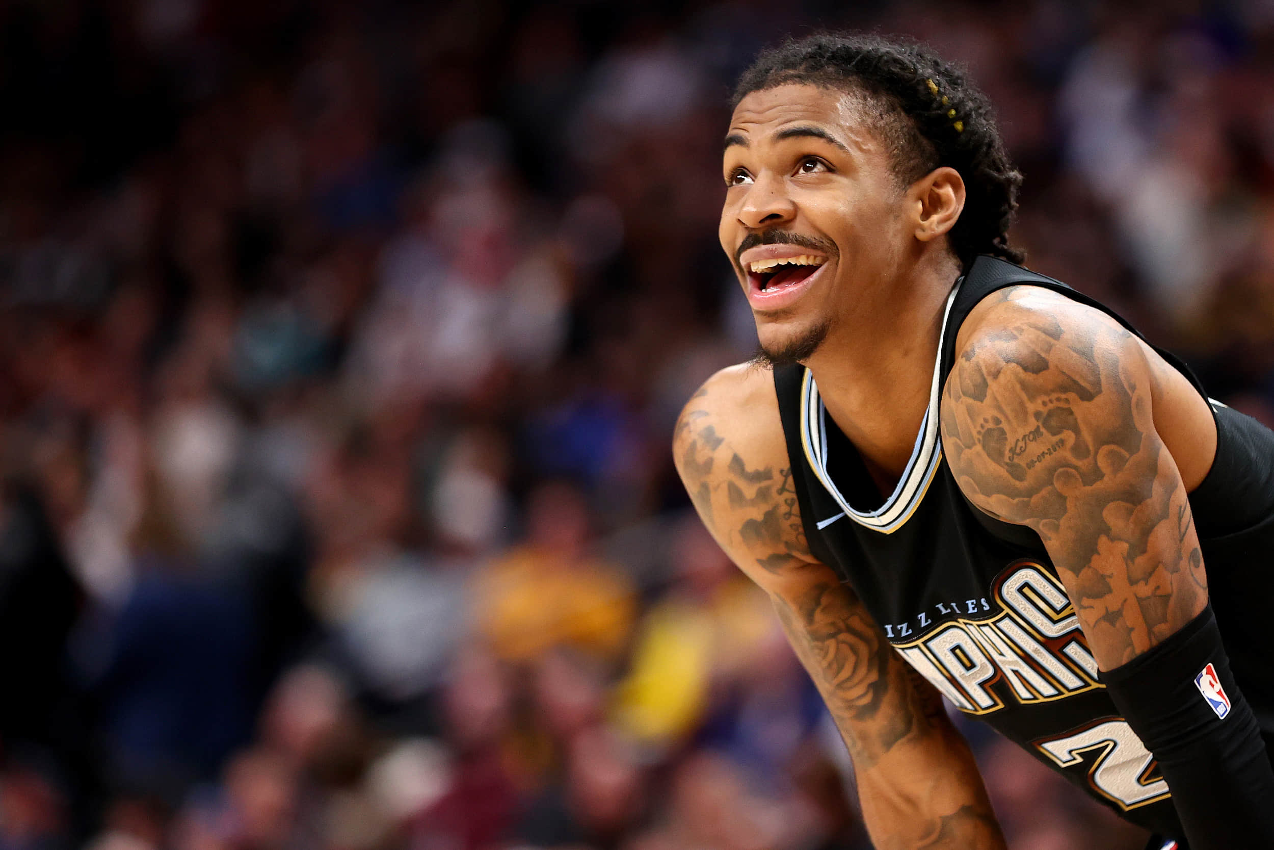 莫兰特第8次最后10秒绝杀，灰熊114-113掀翻太阳，NBA谁还靠队友？