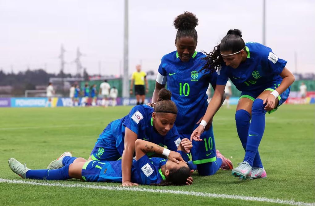 1/8爆冷与碾压：8强出炉，中国0-3出局，日本像英超队那样稳健，谁像NBA乱套？