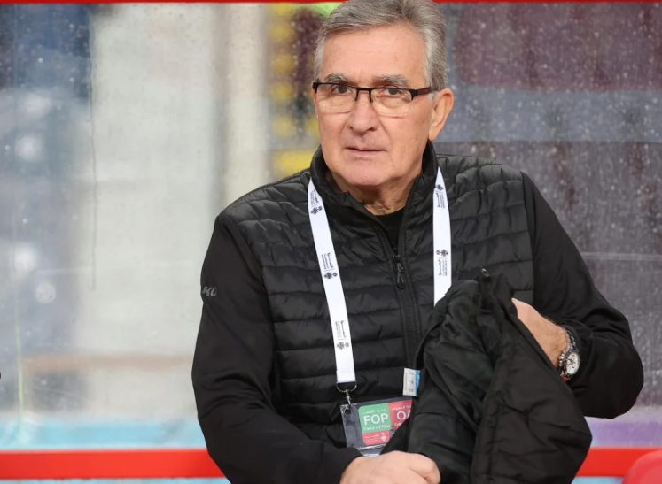 71岁退场，布兰科·伊万科维奇对国足的告别比英超转会还热闹