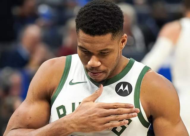 雄鹿队3胜1负迎战s勇士4胜1负，NBA强强对话阿德托昆博能否继续暴走？