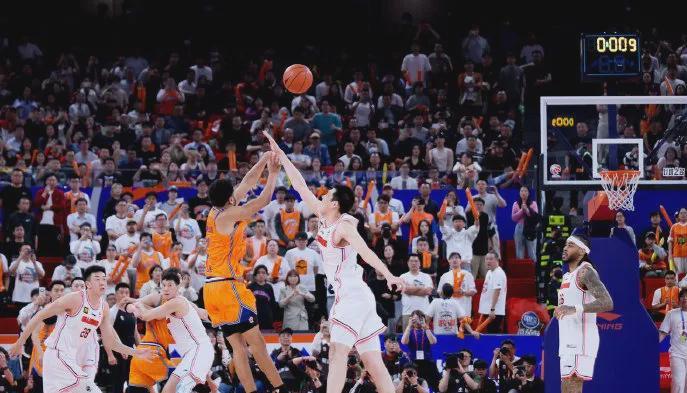 上海男篮4名外援已定，哈维2场爆发能撕裂cba防线？