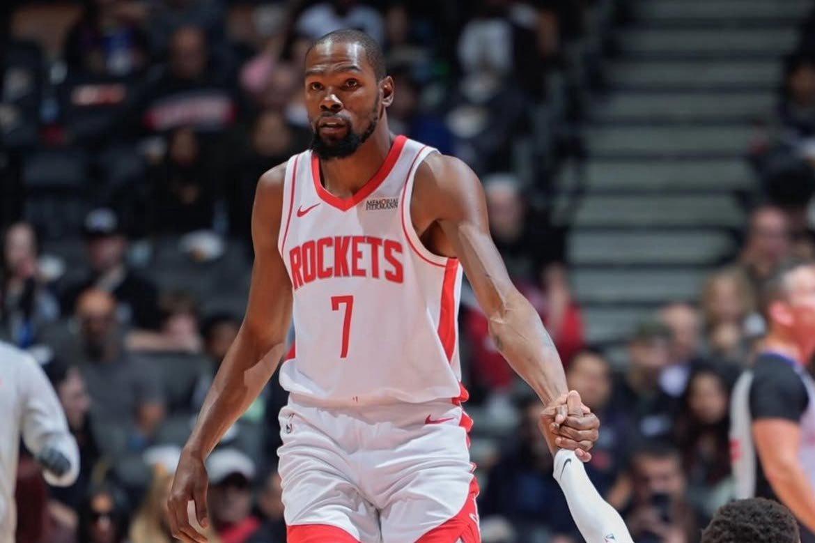 139-121客场大胜，火箭队NBA两连胜：凯文杜兰特砍31分小贾巴里25分抢眼