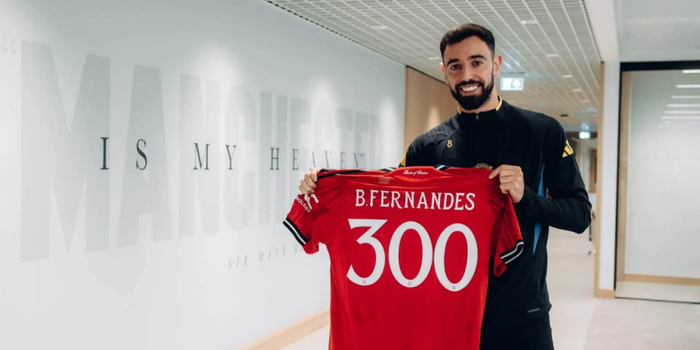 B费300场、31岁被沙特砸钱追，曼联英超是一场保留还是套现的博弈？