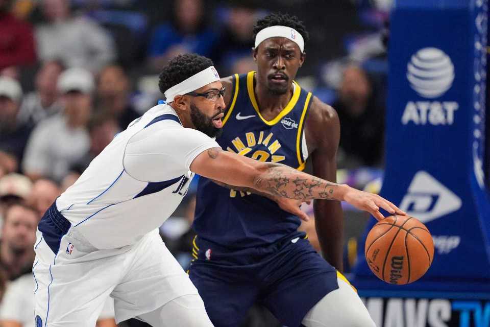 独行侠107-105险胜拿第2胜，NBA这场到底靠谁扛？