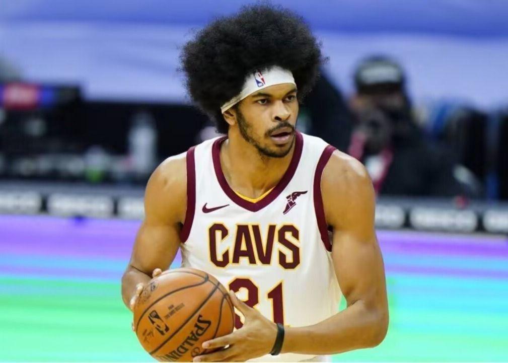 阿伦无名指骨折，5场数据受限：骑士NBA伤情冲向多伦多猛龙队