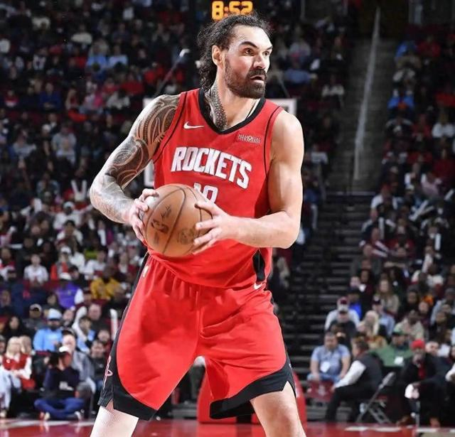 3年3900万值不值？NBA火箭用亚当斯换来+88影响力