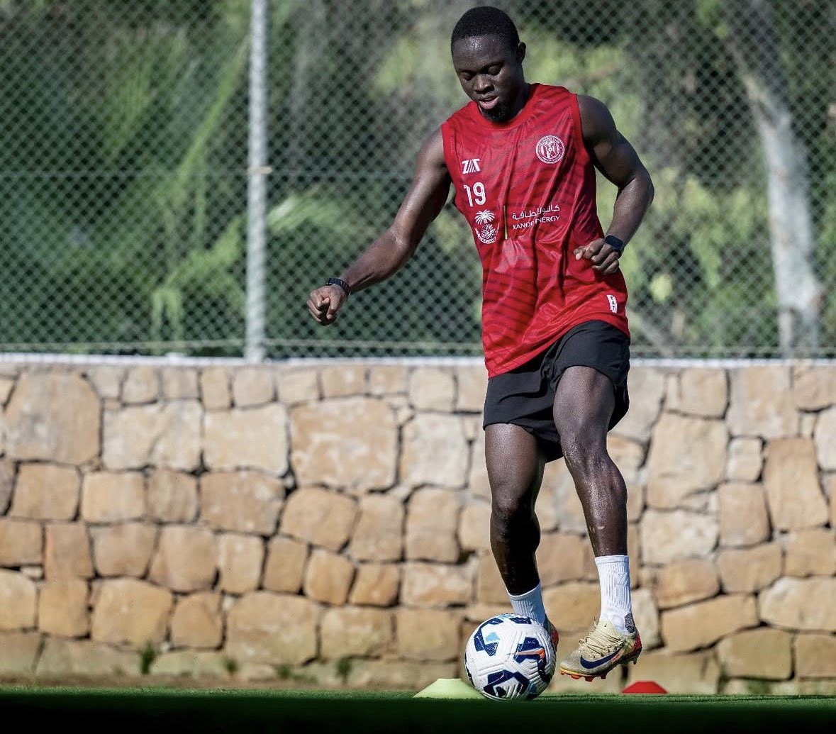 23岁改籍阿联酋，奥马尔-特拉奥雷这波换国籍，英超球队还会抢人吗？