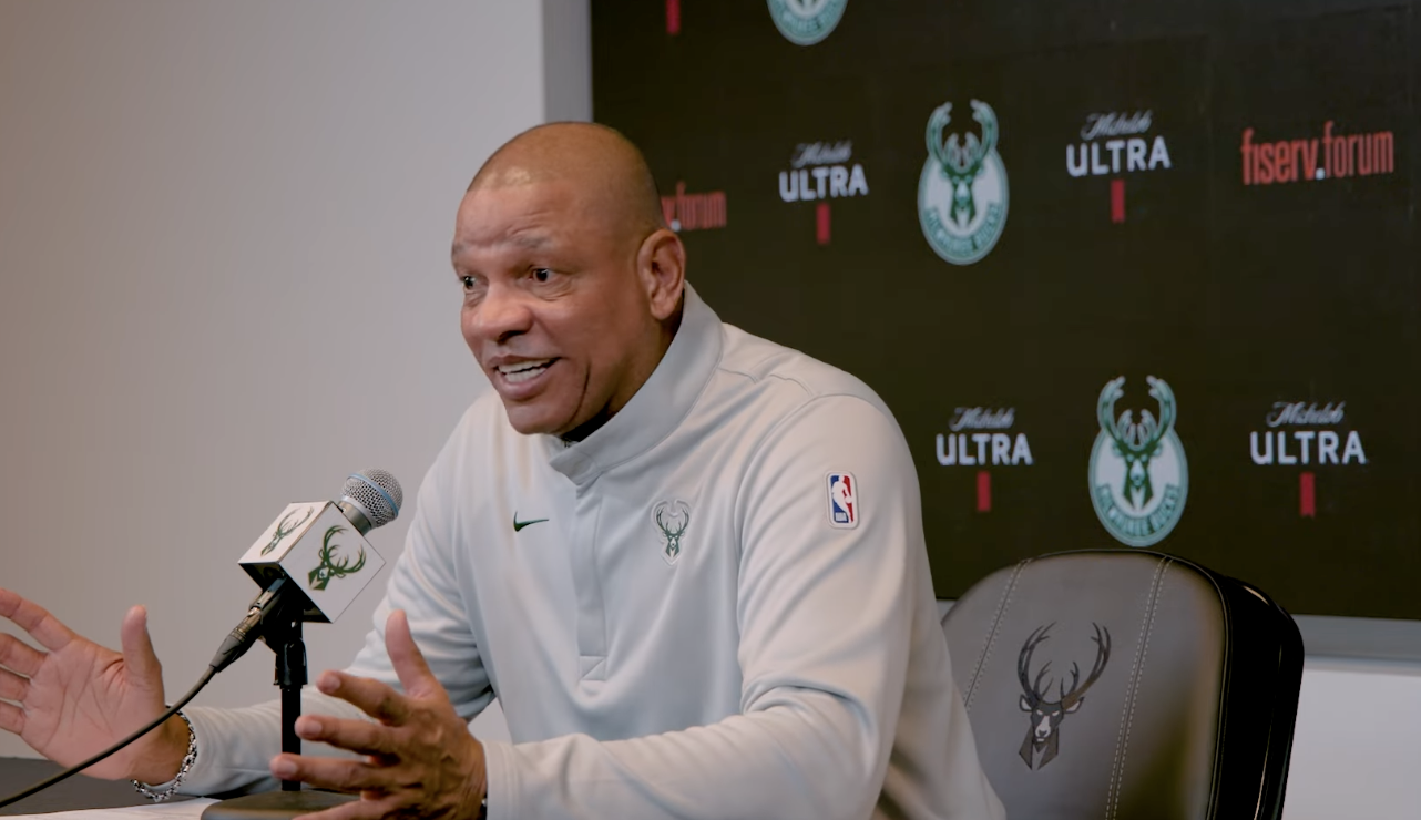 NBA常规赛120-110：雄鹿4胜1负，里弗斯的临场调色盘有料