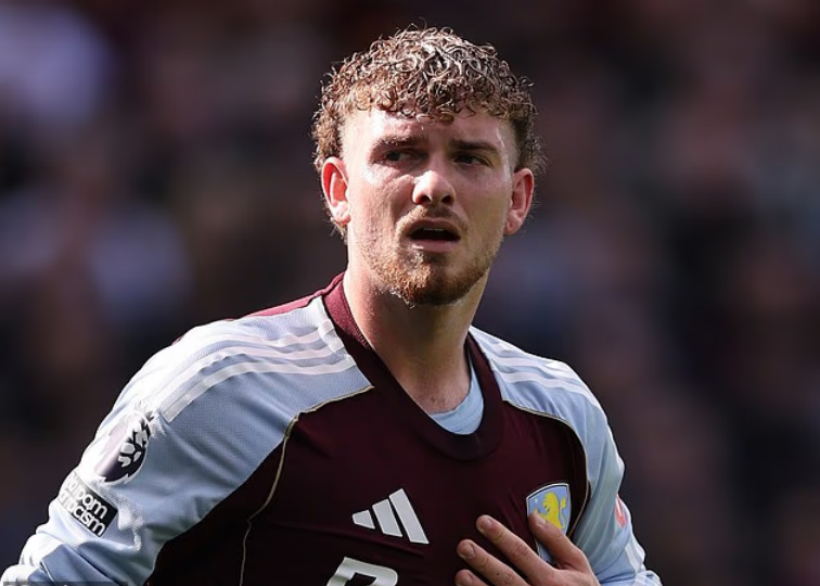 3500万买断成摆设？埃利奥特英超坐冷板凳，维拉能买吗