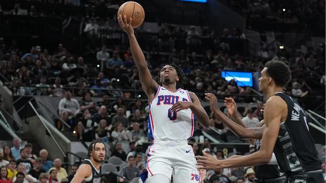 雷霆127-108开六连胜，马刺5连胜，NBA四队还在不败榜上谁更虚？