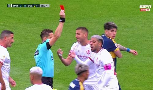 1张红牌在阿甲引爆风暴：裁判被停哨，比英超还荒唐