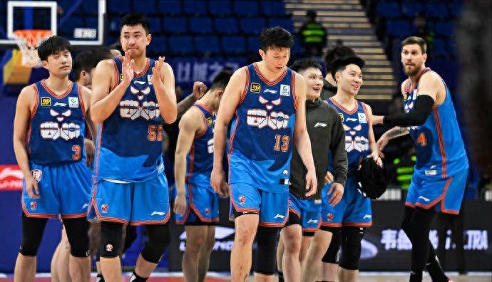 0外援+9胜：四川男篮这波cba命运，比英超翻车还尴尬