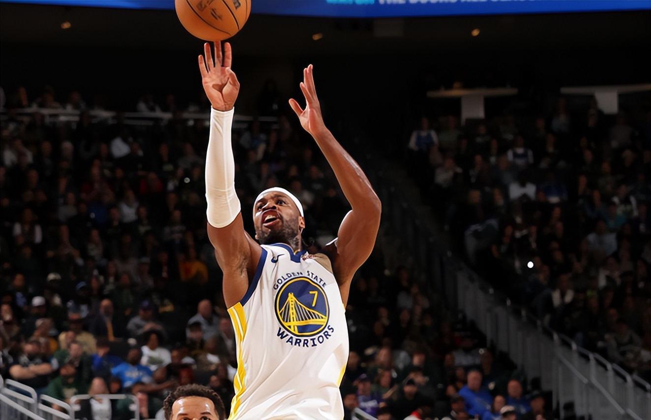 NBA：雄鹿120-110击败勇士，勇士2胜4负，数据说话也会让人笑