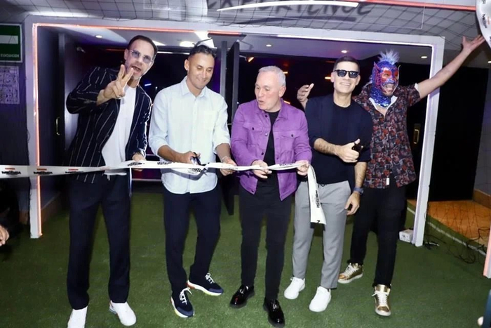 38岁莱昂内尔·梅西梅西体验展登陆墨西哥，英超球迷也挤破头？