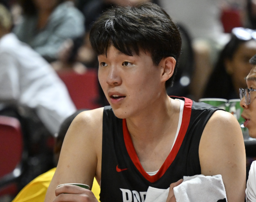 杨瀚森5场仅9中2，NBA菜鸟期被吹成神？徐静雨又疯狂开喷