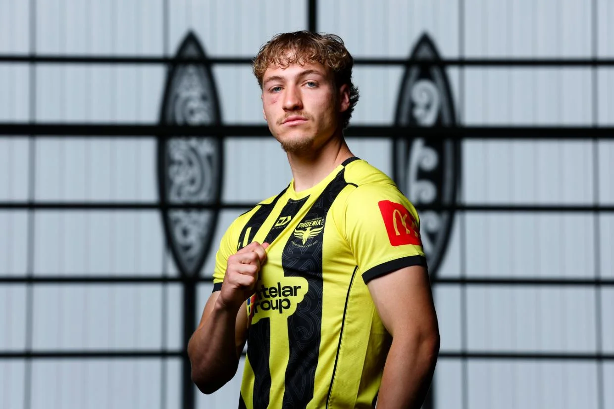 澳超第2轮2-1逆转：派珀从中卫变前锋，这招稳得住吗？