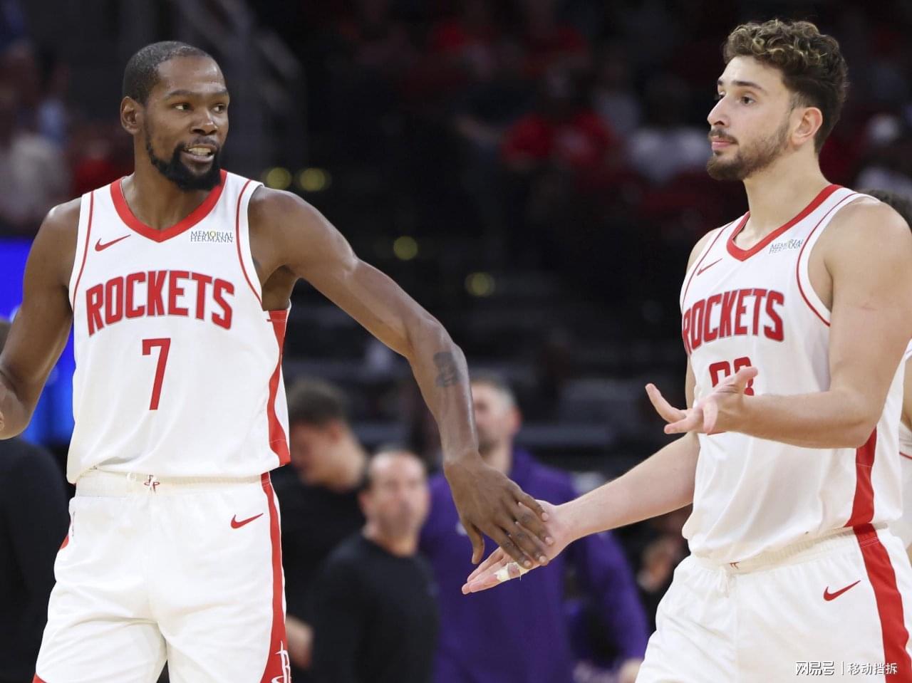 125.2进攻效率！火箭领跑NBA，凯文杜兰特上位把格林按回板凳？