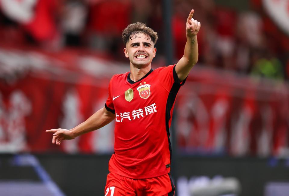 29轮63分领先4分，中超上海海港离三连冠只差一胜