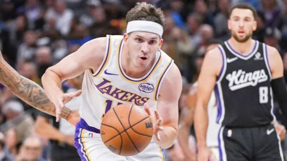 里夫斯33.8分爆发，八村塁16.6分撑场：佩林卡押注能让湖人在NBA撑多久？