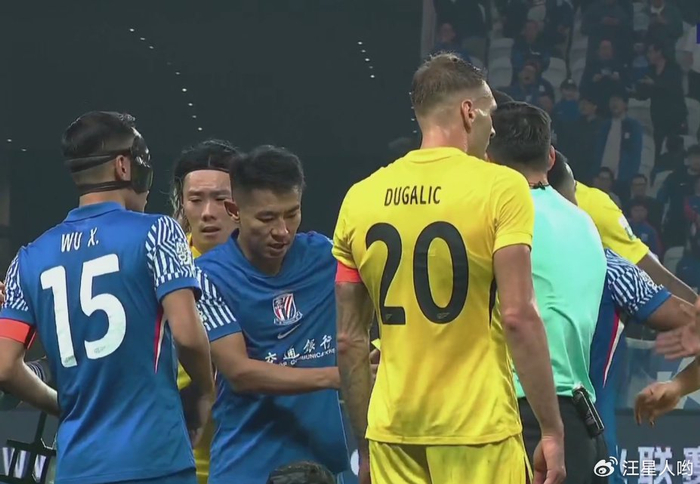 1-0留悬念？中超末轮的戏码，上海申花把冠军交给上海海港了吗