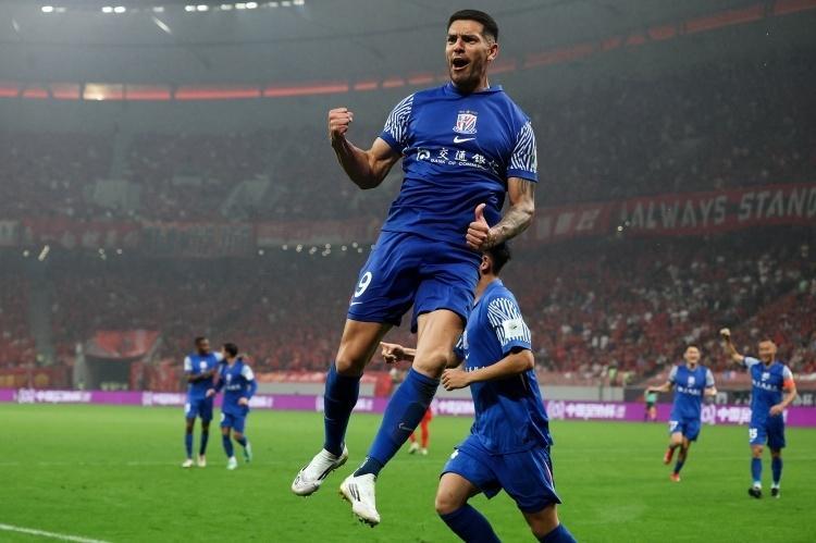 1比0小胜深圳市，上海申花中超6场不败还差海港2分，追冠像抢欧冠联赛阶段门票？