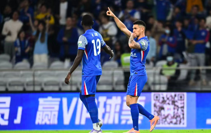 中超第29轮1-0：路易斯69秒建功，上海申花61分逼近上海海港抢冠格局