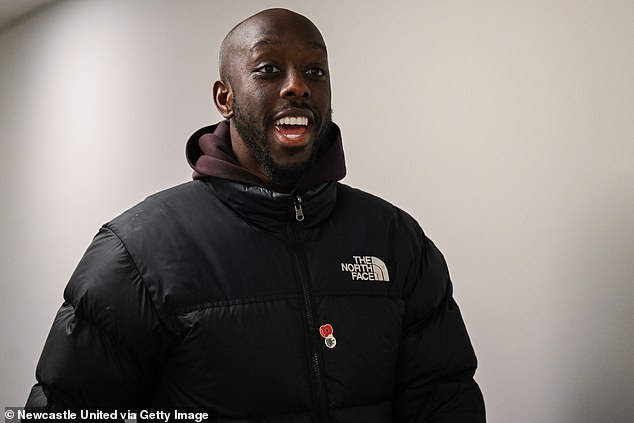 5500万英镑的等待：维萨或缺席欧冠+英超连续考验，纽卡斯尔联尴尬