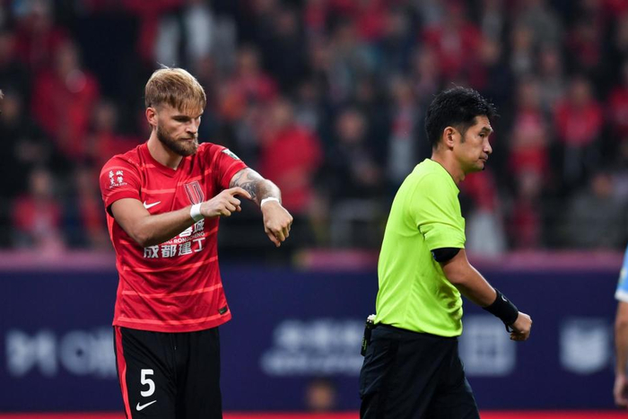 中超第29轮:蓉城1-2被逆转,提前出局,亚冠名额风吹散了61分的希望