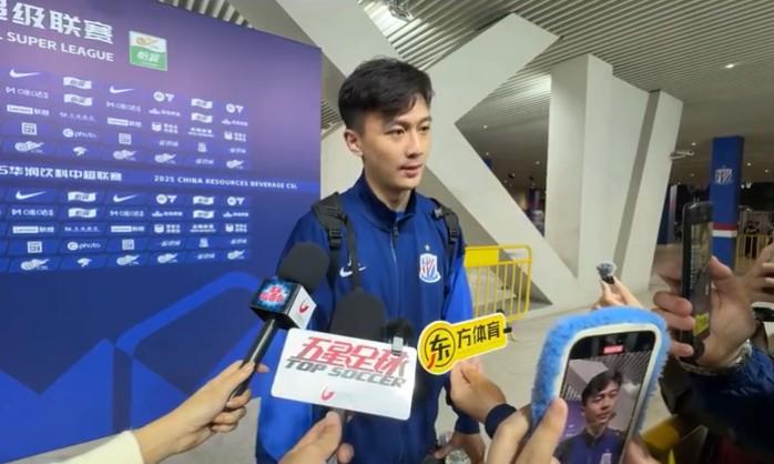 中超第29轮1-0：路易斯2分钟破门，申花仍落后2分，蒋圣龙火力回应