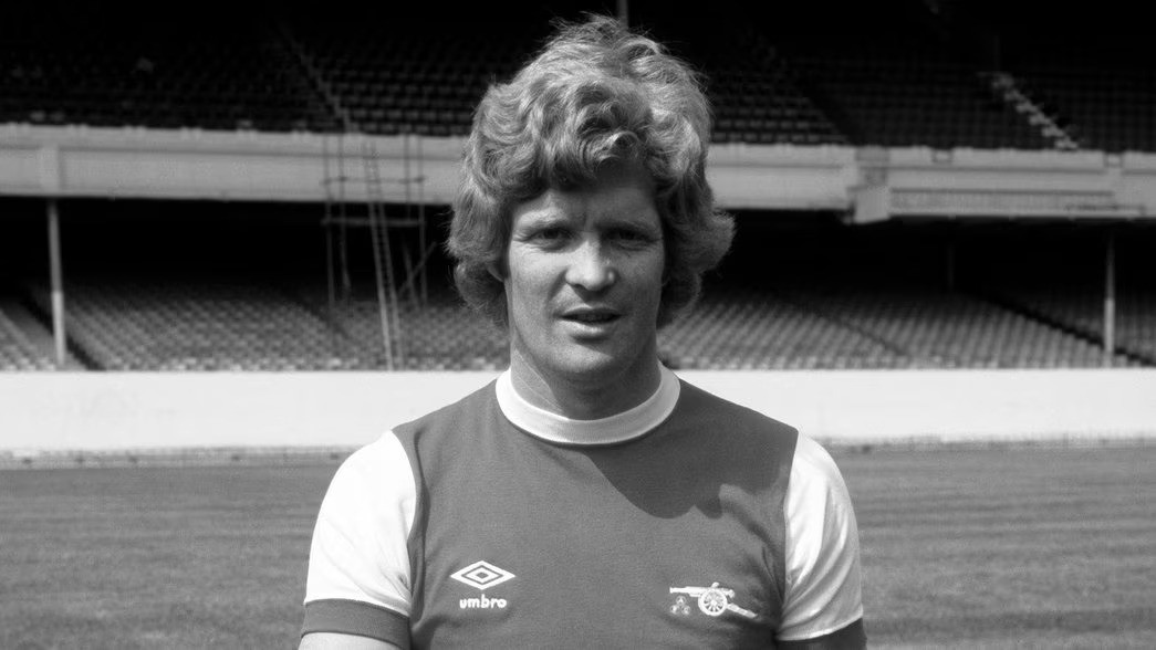 237场19球的硬汉：英超记忆里威利-杨如何让阿森纳不再软趴趴