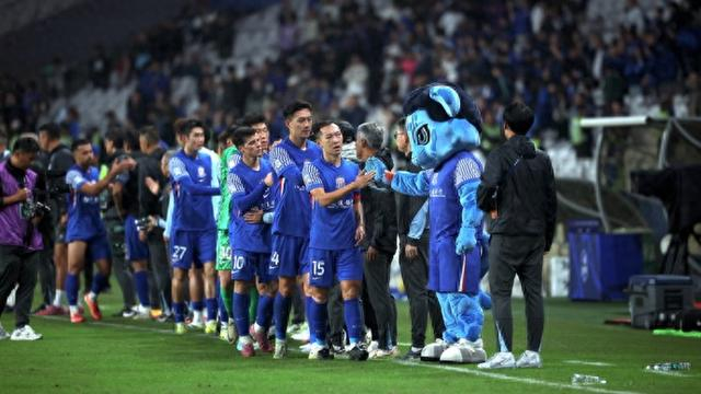 中超第29轮：申花1-0，争冠被海港牵着走像英超最后轮崩盘