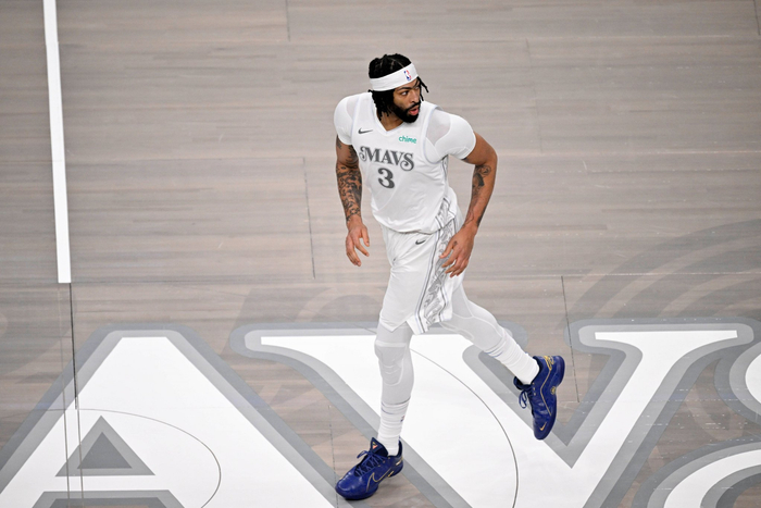 独行侠被传安东尼戴维斯伤缺2场?NBA信息乱成一锅粥