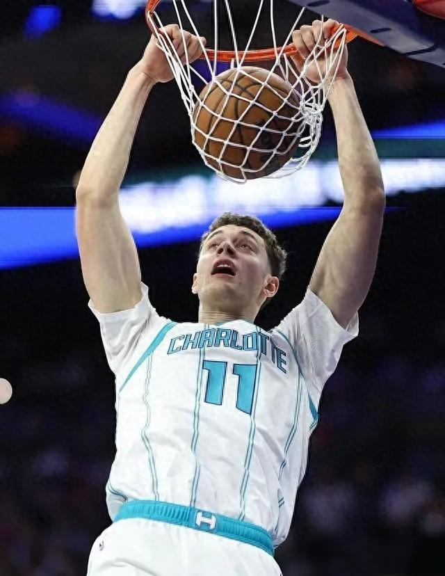 新赛季5场30投27中，黄蜂二轮秀90%命中率在NBA像捡到宝？