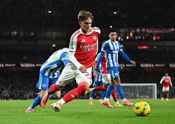 15岁首秀的道曼，阿森纳该留人还是外租？英超时间不等人