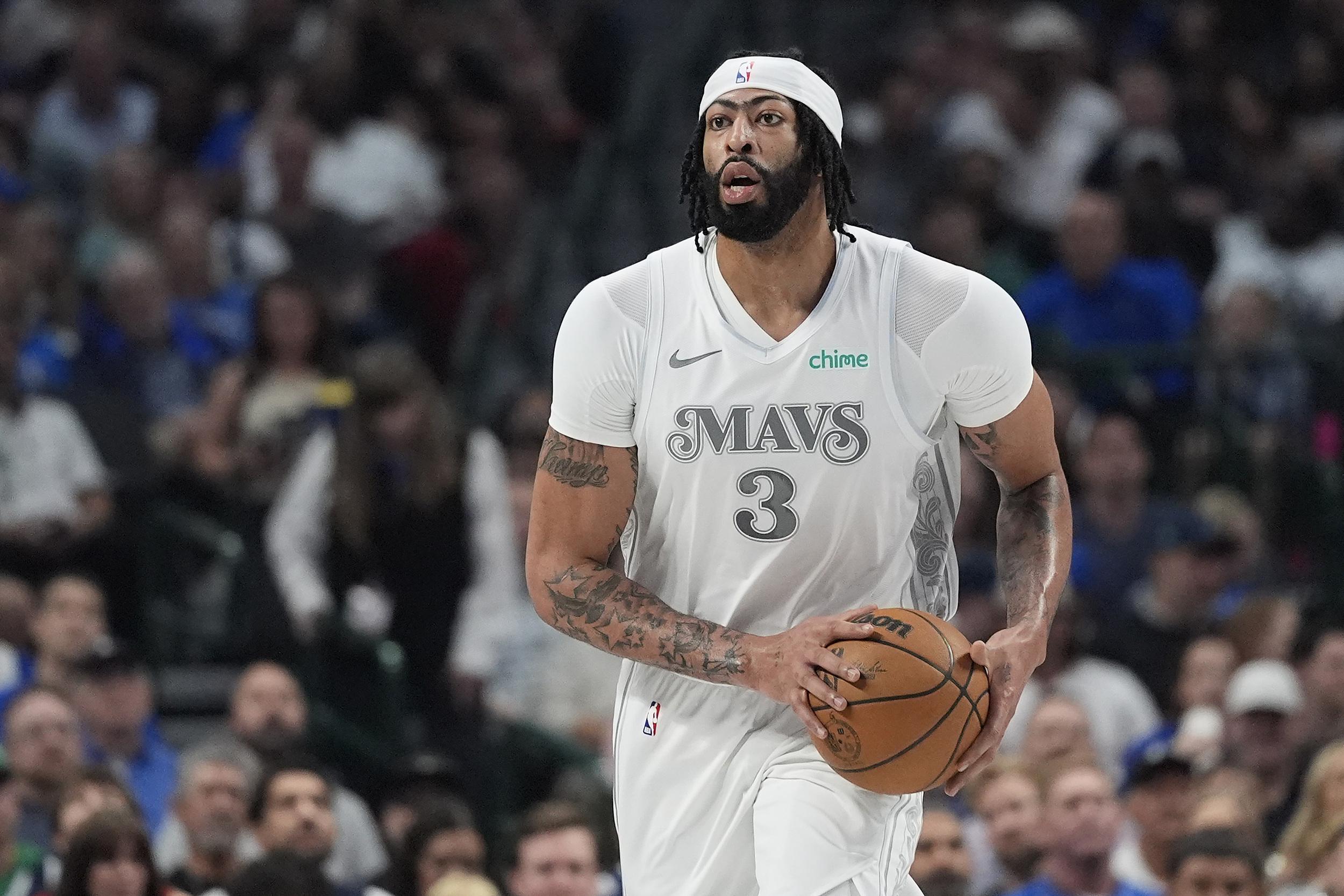 1次交易论战：NBA争冠路径，卢卡换安东尼·戴维斯值不值？