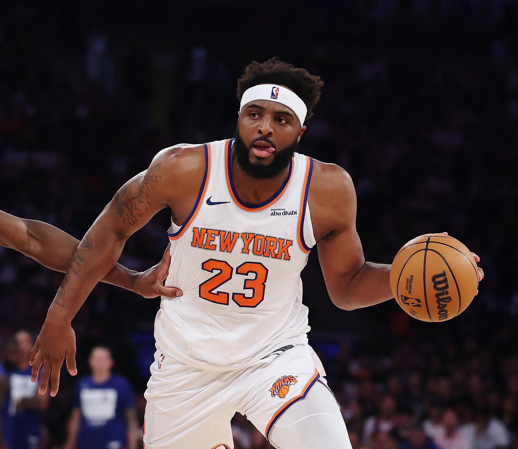 11月1日NBA常规赛：纽约尼克斯队或让米切尔·罗宾逊首发，公牛内线要被敲门？