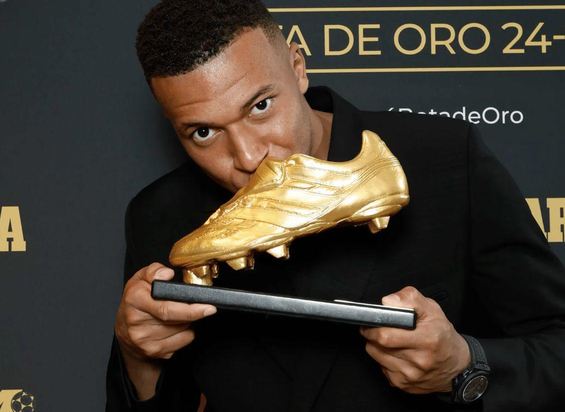 31球+金靴奖，姆巴佩在西甲称王，英超还真有人敢说更强？