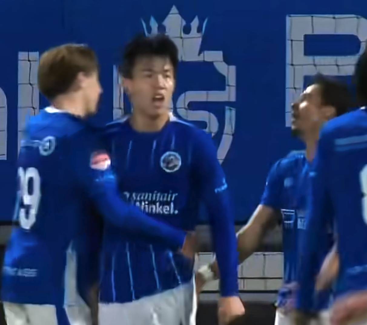 王博豪9场4首发，荷乙又输，点球罚失和绝杀成最尴尬双杀