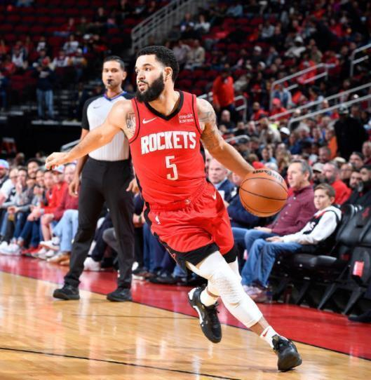 火箭用3300多万留两后场，NBA控卫荒靠新血填吗？