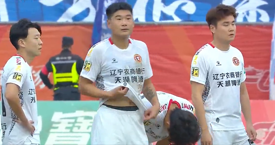 中甲第29轮：广州豹4球大胜，争二名次悬念比英超还刺激