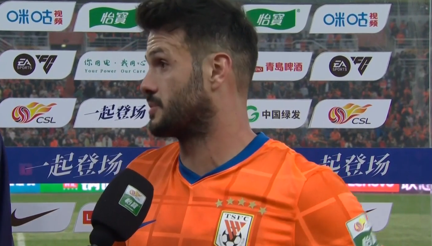 29轮2-1，卡扎点球失手还嚷着拿中超金靴？英超都笑了