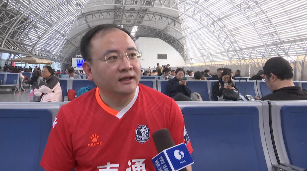 11月1日19:35 苏超总决赛:南通队对泰州队,南京市能装几万个声浪?